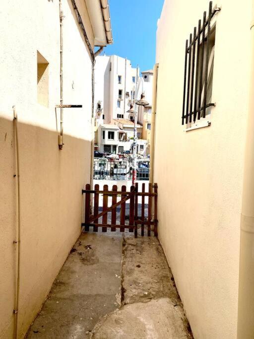Le Cabanon Du Vallon Des Auffes Apartment Marseille Exterior photo